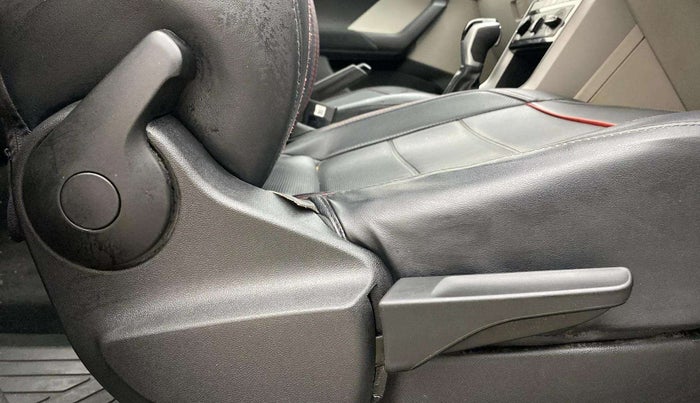 2022 Volkswagen TAIGUN HIGHLINE 1.0 TSI AT, Petrol, Automatic, 30,490 km, Driver Side Adjustment Panel