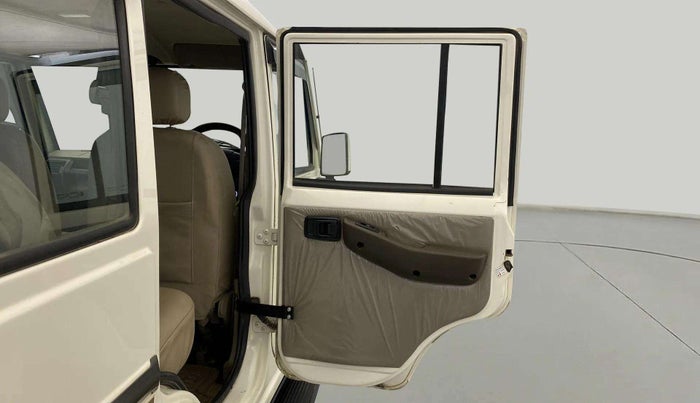 2020 Mahindra Bolero B6 (O), Diesel, Manual, 28,208 km, RHS Rear Door