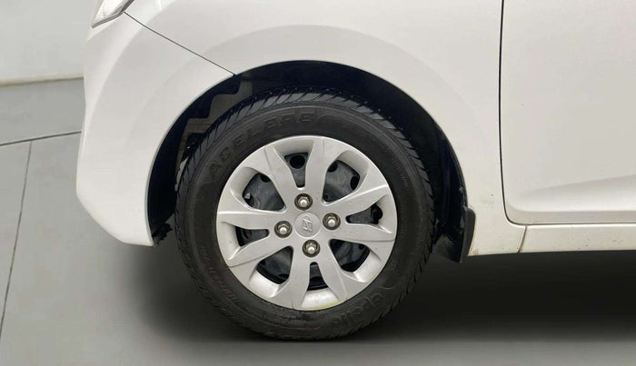 2017 Hyundai Eon MAGNA +, Petrol, Manual, 35,324 km, Left Front Wheel