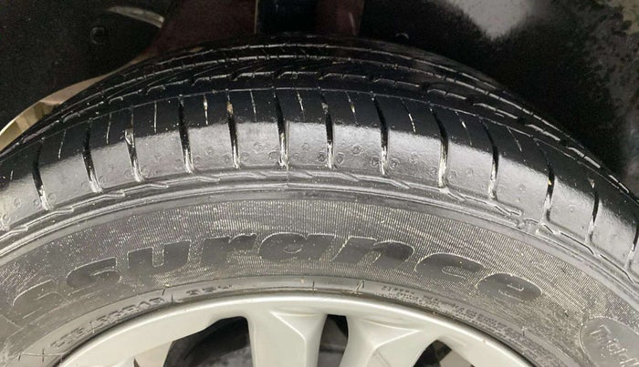 2017 Hyundai Creta SX PLUS 1.6 PETROL, Petrol, Manual, 74,755 km, Right Rear Tyre Tread