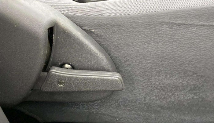 2013 Maruti Alto 800 LXI, Petrol, Manual, 37,790 km, Driver Side Adjustment Panel