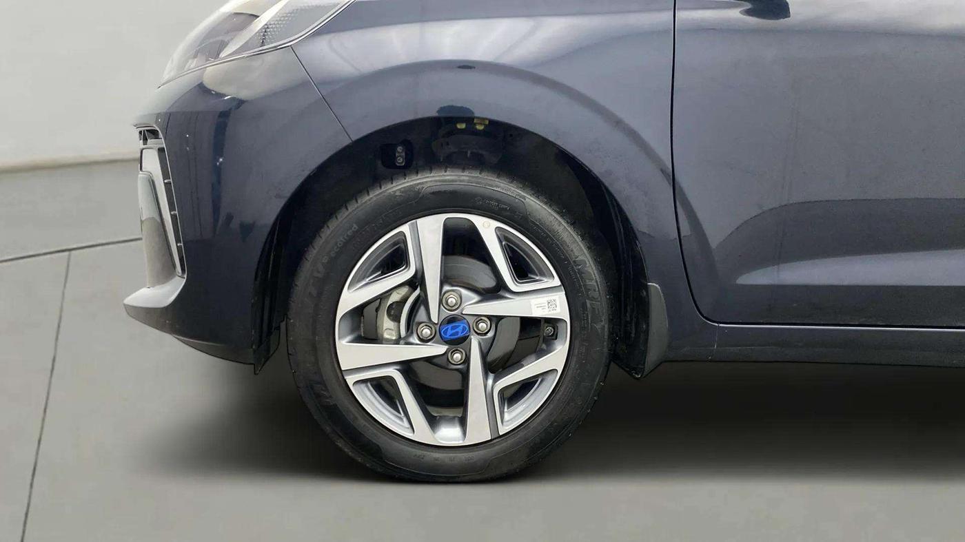 2024 Hyundai AURA SX 1.2, Petrol, Manual, 10,003 km, Left Front Wheel