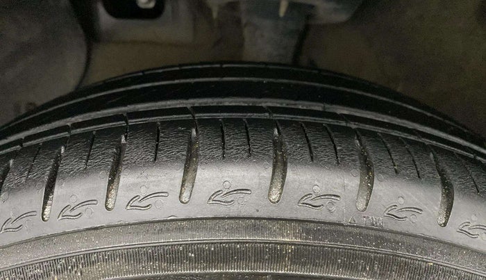 2024 Hyundai AURA SX 1.2, Petrol, Manual, 10,003 km, Left Front Tyre Tread