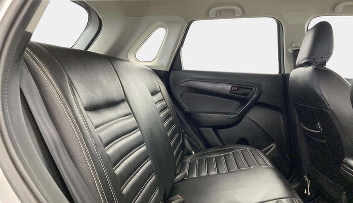 2021 Maruti Vitara Brezza LXI, Petrol, Manual, 60,165 km, Right Side Rear Door Cabin