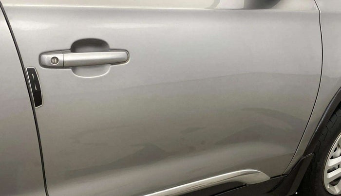 2021 Maruti Vitara Brezza LXI, Petrol, Manual, 60,165 km, Driver-side door - Minor scratches