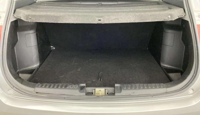 2021 Maruti Vitara Brezza LXI, Petrol, Manual, 60,165 km, Boot Inside