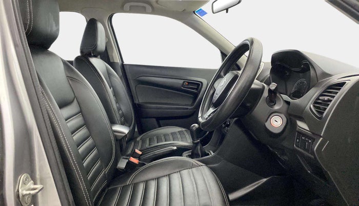 2021 Maruti Vitara Brezza LXI, Petrol, Manual, 60,165 km, Right Side Front Door Cabin