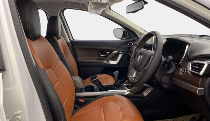 2021 Tata Harrier XZ PLUS 2.0L DUAL TONE, Diesel, Manual, 67,235 km, Right Side Front Door Cabin