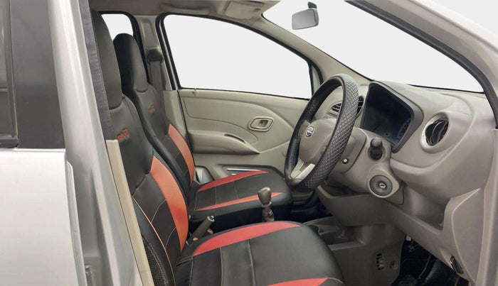 2016 Datsun Redi Go S, Petrol, Manual, 73,620 km, Right Side Front Door Cabin