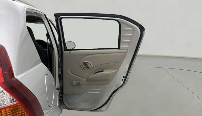 2016 Datsun Redi Go S, Petrol, Manual, 73,620 km, RHS Rear Door