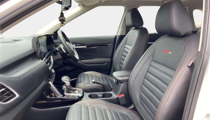 2023 KIA SELTOS GTX PLUS 1.5 DIESEL AT, Diesel, Automatic, 23,206 km, Right Side Front Door Cabin