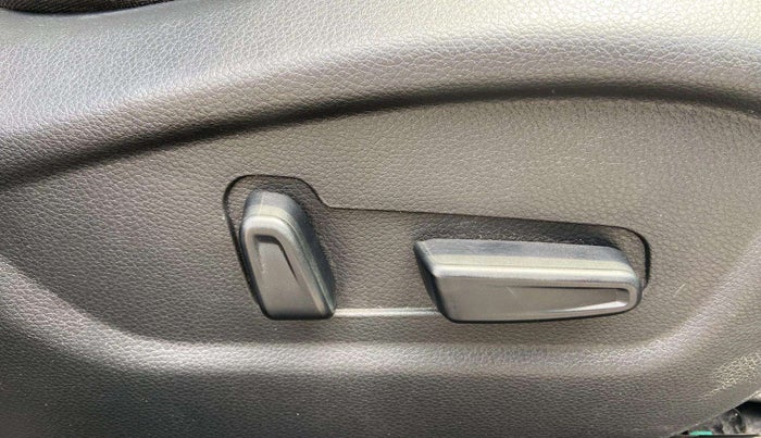 2023 KIA SELTOS GTX PLUS 1.5 DIESEL AT, Diesel, Automatic, 23,206 km, Driver Side Adjustment Panel