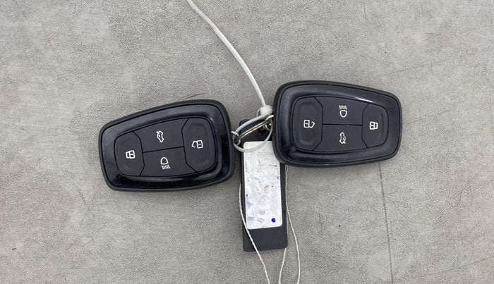 2022 Tata TIGOR XZ PLUS CNG, CNG, Manual, 46,065 km, Key Close Up