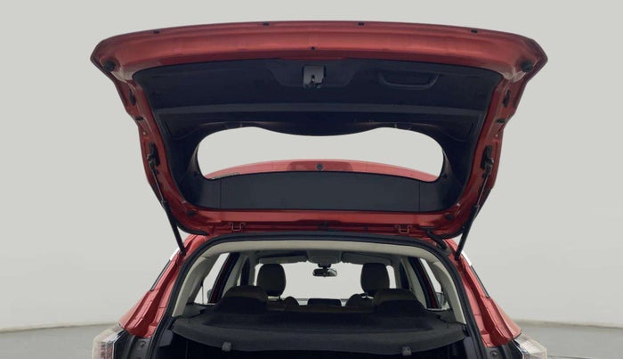 2020 Tata Harrier XZA 2.0L, Diesel, Automatic, 37,699 km, Boot Door Open