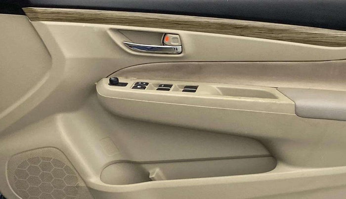 2019 Maruti Ciaz SIGMA 1.5 SHVS MT  PETROL, Petrol, Manual, 21,737 km, Driver Side Door Panels Control