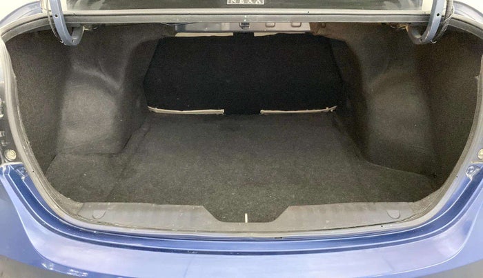 2019 Maruti Ciaz SIGMA 1.5 SHVS MT  PETROL, Petrol, Manual, 21,737 km, Boot Inside