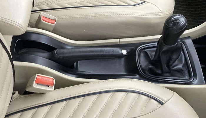 2019 Maruti Ciaz SIGMA 1.5 SHVS MT  PETROL, Petrol, Manual, 21,737 km, Gear Lever