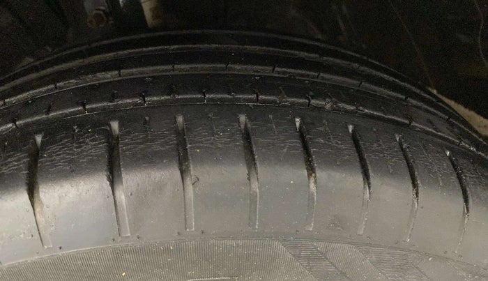 2022 Maruti Baleno SIGMA PETROL 1.2, Petrol, Manual, 36,552 km, Left Front Tyre Tread