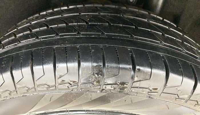 2020 Maruti Vitara Brezza VXI, Petrol, Manual, 73,828 km, Left Rear Tyre Tread