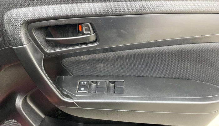 2020 Maruti Vitara Brezza VXI, Petrol, Manual, 73,828 km, Driver Side Door Panels Control
