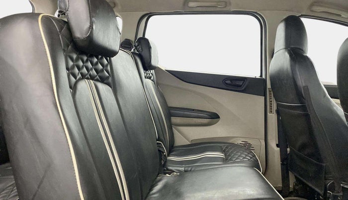 2021 Renault TRIBER RXT, Petrol, Manual, 73,349 km, Right Side Rear Door Cabin