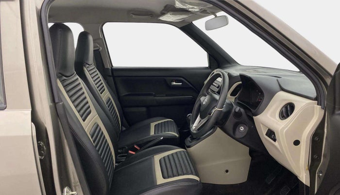 2022 Maruti New Wagon-R VXI 1.0, Petrol, Manual, 7,090 km, Right Side Front Door Cabin
