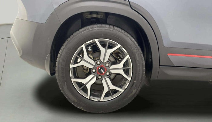 2023 KIA SELTOS GTX PLUS 1.5 DIESEL AT, Diesel, Automatic, 32,851 km, Right Rear Wheel