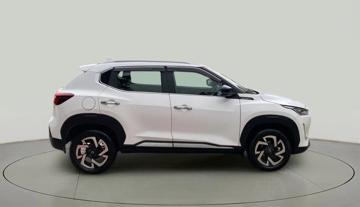 2022 Nissan MAGNITE XV MT, Petrol, Manual, 8,003 km, Right Side View