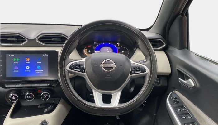 2022 Nissan MAGNITE XV MT, Petrol, Manual, 8,003 km, Steering Wheel Close Up