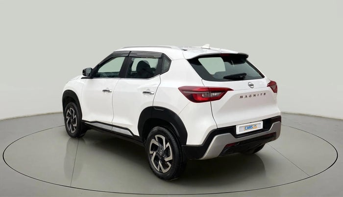 2022 Nissan MAGNITE XV MT, Petrol, Manual, 8,003 km, Left Back Diagonal