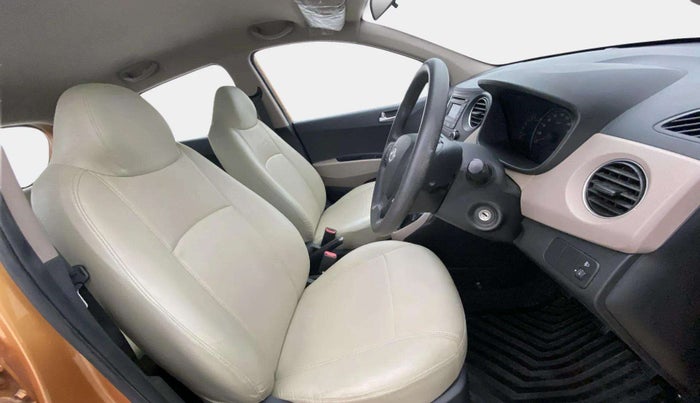 2015 Hyundai Grand i10 SPORTZ 1.2 KAPPA VTVT, Petrol, Manual, 23,009 km, Right Side Front Door Cabin