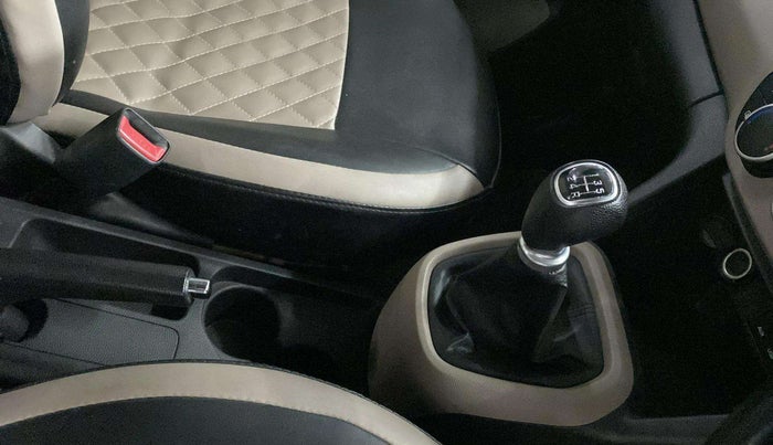 2019 Hyundai Grand i10 SPORTZ 1.2 KAPPA VTVT, Petrol, Manual, 29,956 km, Gear Lever