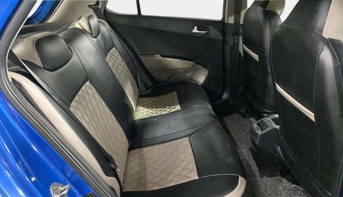 2019 Hyundai Grand i10 SPORTZ 1.2 KAPPA VTVT, Petrol, Manual, 29,956 km, Right Side Rear Door Cabin