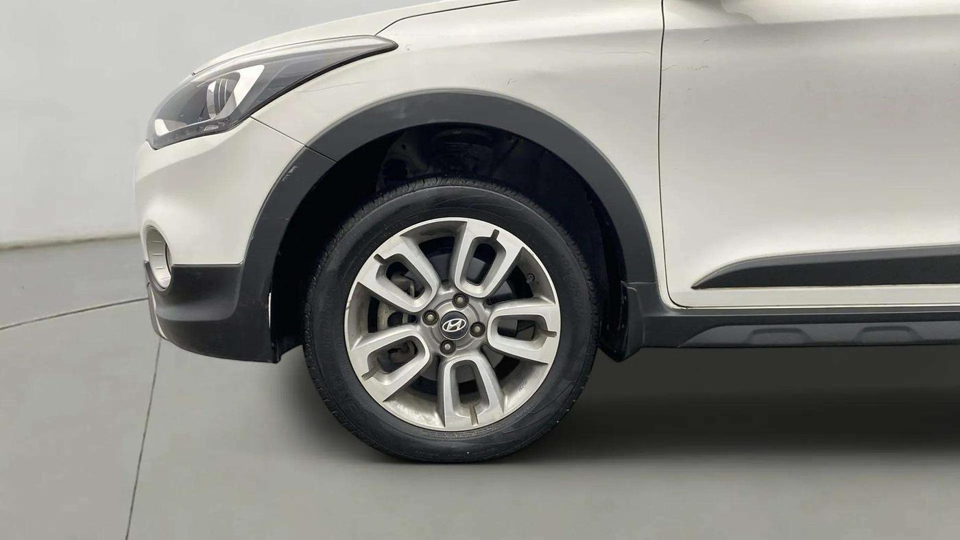 2018 Hyundai i20 Active 1.2 SX, Petrol, Manual, 66,740 km, Left Front Wheel