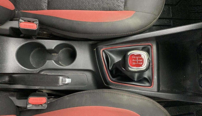 2018 Hyundai i20 Active 1.2 SX, Petrol, Manual, 66,718 km, Gear Lever