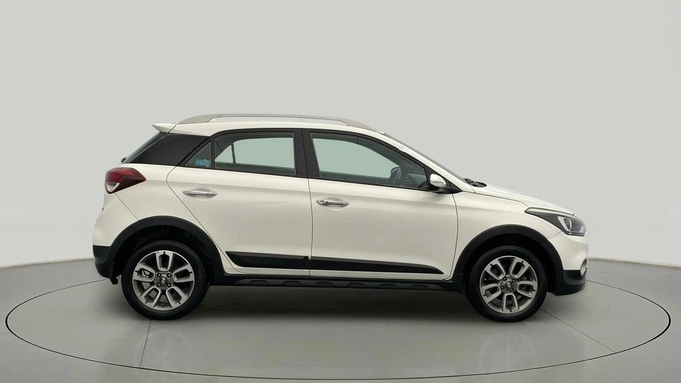 2018 Hyundai i20 Active 1.2 SX, Petrol, Manual, 66,740 km, Right Side View