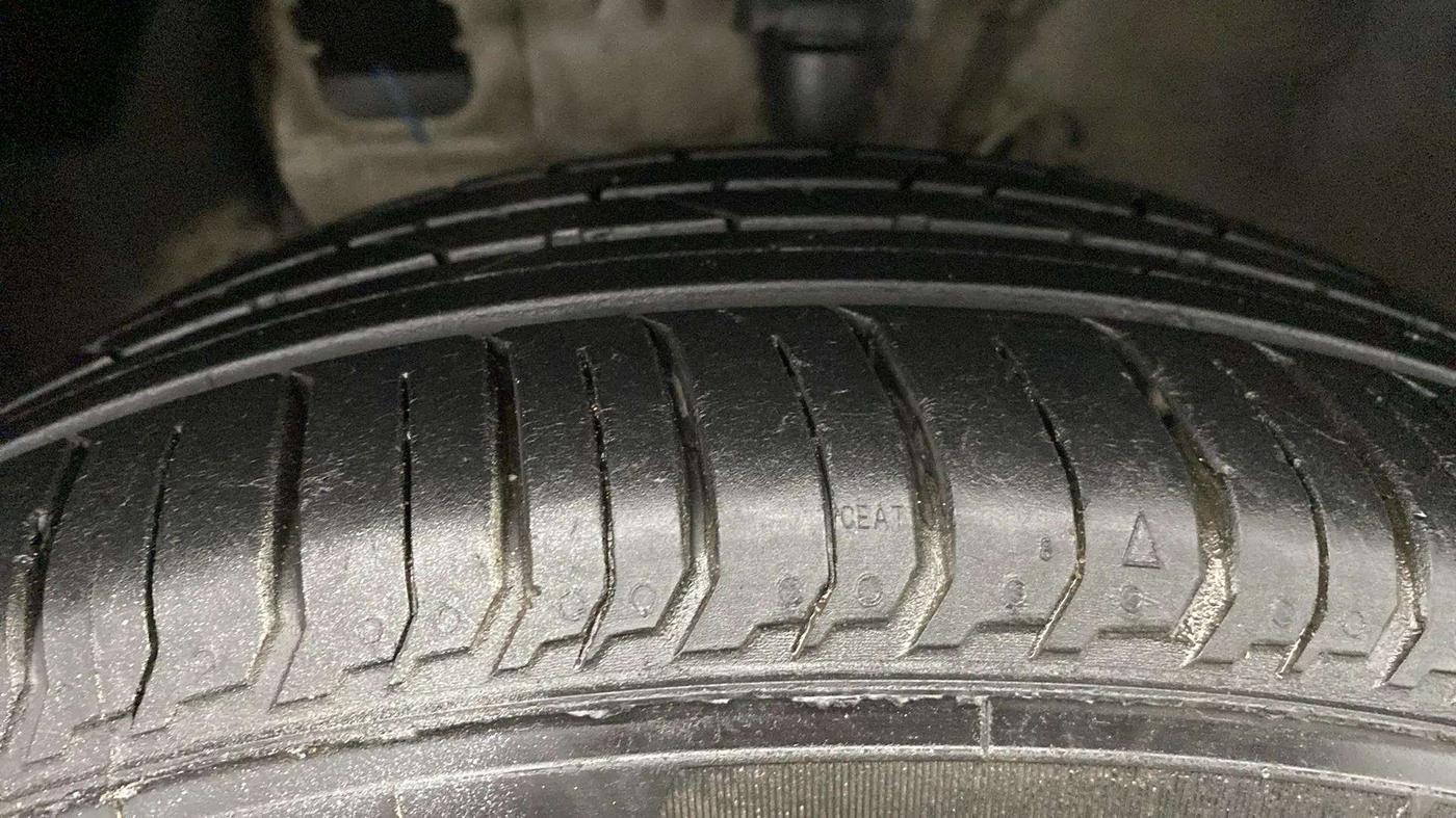 2018 Hyundai i20 Active 1.2 SX, Petrol, Manual, 66,740 km, Left Front Tyre Tread
