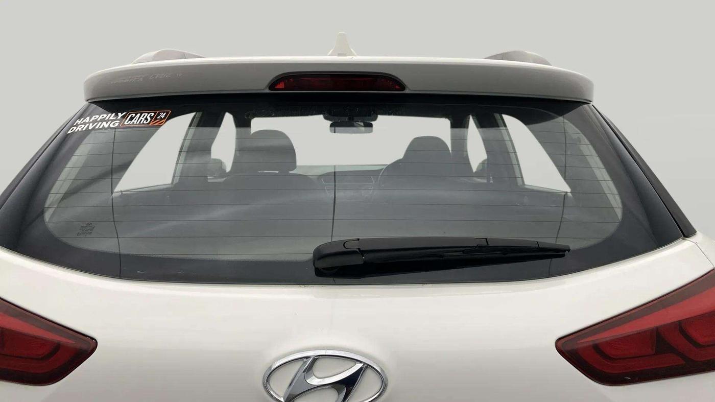 2018 Hyundai i20 Active 1.2 SX, Petrol, Manual, 66,740 km, Rear Windshield