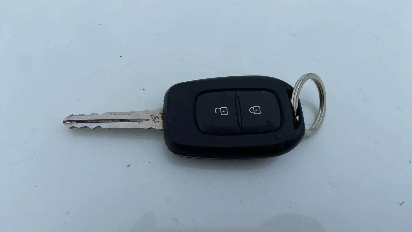 2020 Renault Duster RXS 1.5 PETROL MT, Petrol, Manual, 12,434 km, Key Close Up