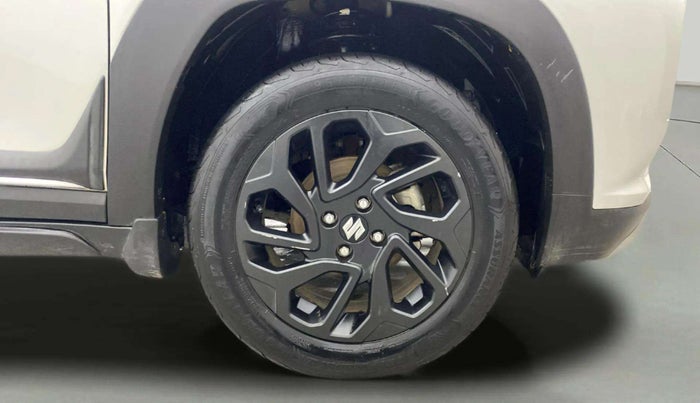 2023 Maruti FRONX DELTA PLUS 1.2MT, Petrol, Manual, 31,577 km, Right Front Wheel