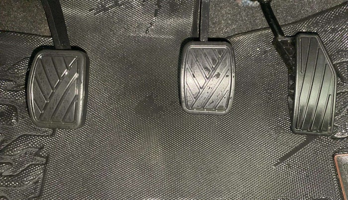 2023 Maruti FRONX DELTA PLUS 1.2MT, Petrol, Manual, 31,577 km, Pedals