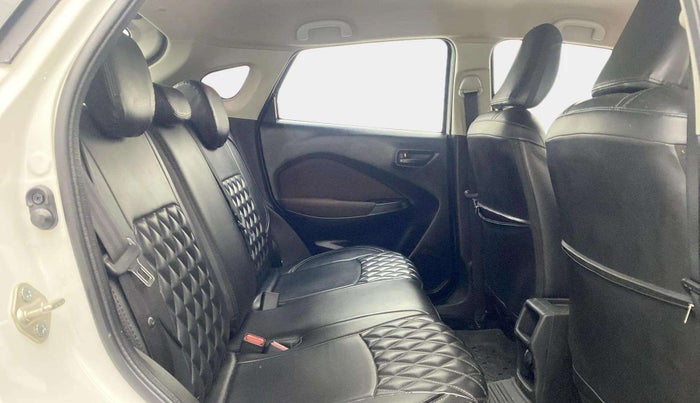 2023 Maruti FRONX DELTA PLUS 1.2MT, Petrol, Manual, 31,577 km, Right Side Rear Door Cabin