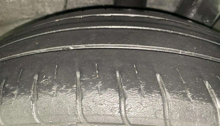 2020 Hyundai AURA S 1.2 AMT, Petrol, Automatic, 47,440 km, Left Rear Tyre Tread