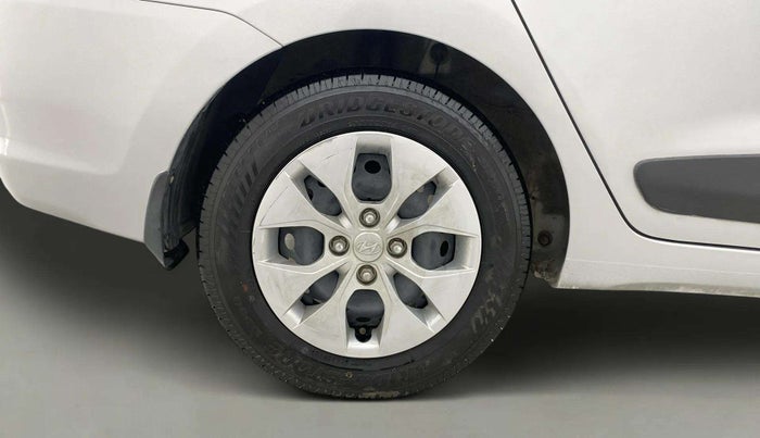 2015 Hyundai Xcent S 1.2, Petrol, Manual, 57,317 km, Right Rear Wheel