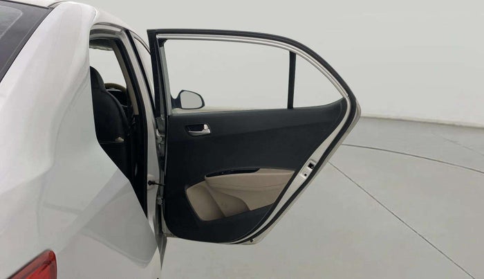 2015 Hyundai Xcent S 1.2, Petrol, Manual, 57,317 km, RHS Rear Door