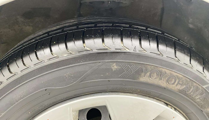 2015 Hyundai Xcent S 1.2, Petrol, Manual, 57,317 km, Right Front Tyre Tread