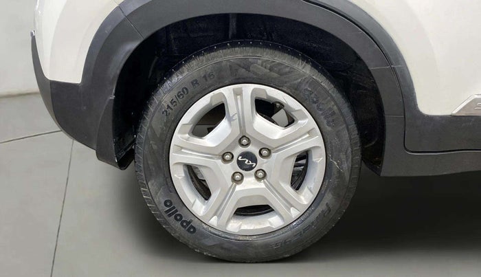2022 KIA SONET HTK PLUS 1.5, Diesel, Manual, 32,924 km, Right Rear Wheel