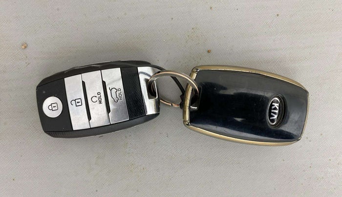 2020 KIA SONET GTX PLUS 1.0 DCT, Petrol, Automatic, 80,097 km, Key Close Up