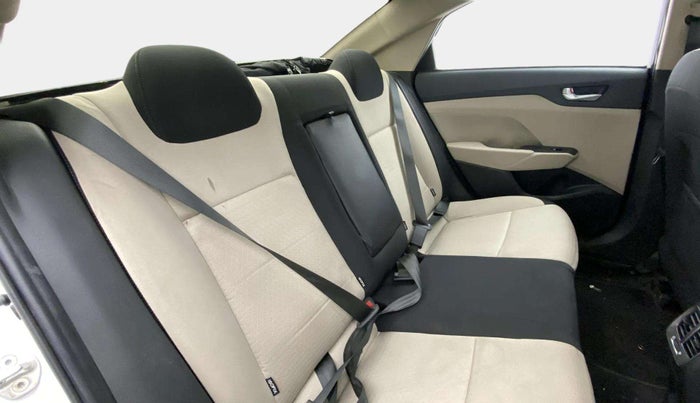 2019 Hyundai Verna 1.6 VTVT SX, Petrol, Manual, 79,073 km, Right Side Rear Door Cabin