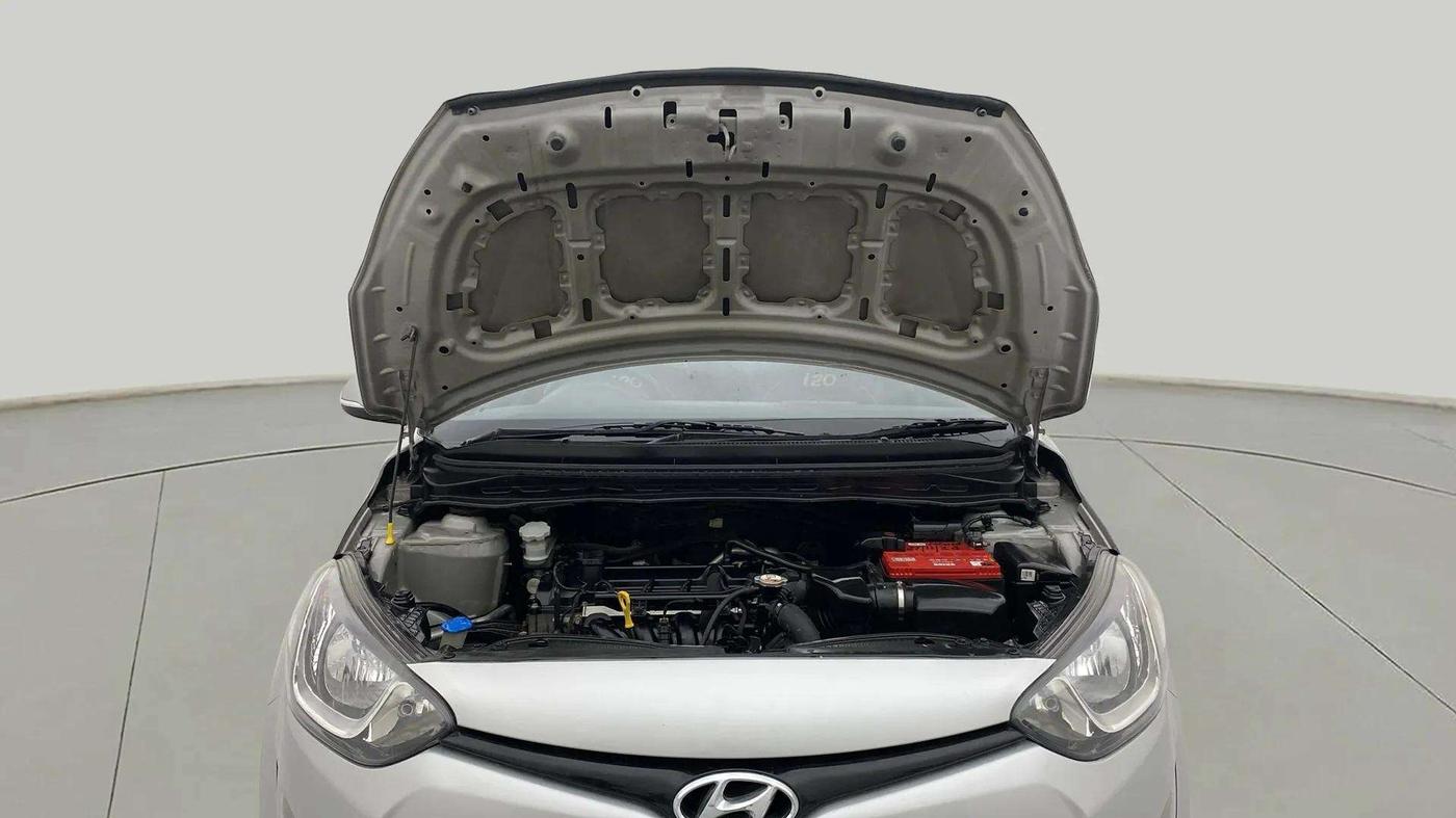 2014 Hyundai i20 SPORTZ 1.2, Petrol, Manual, 37,500 km, Open Bonet